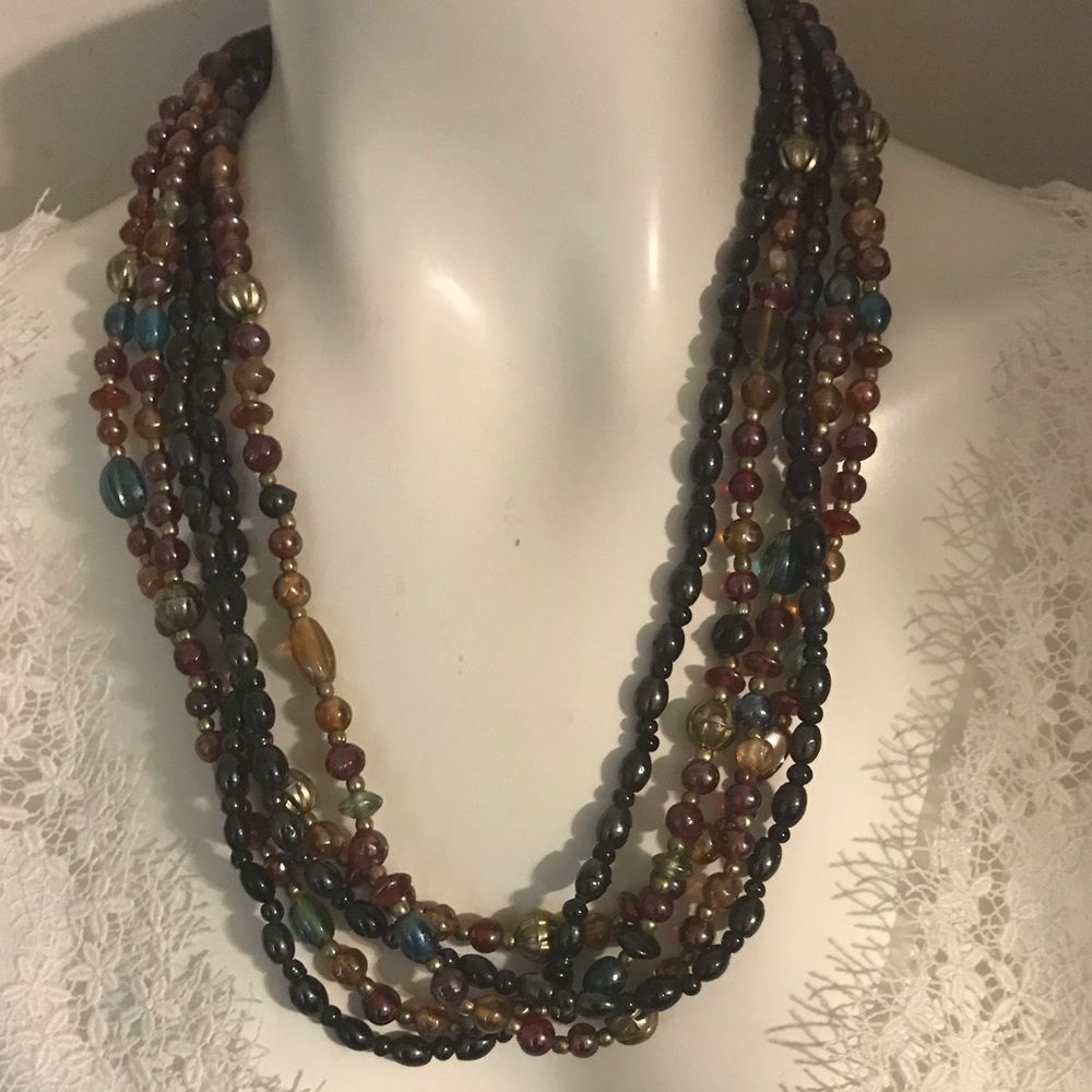 Multilayered Beaded necklace